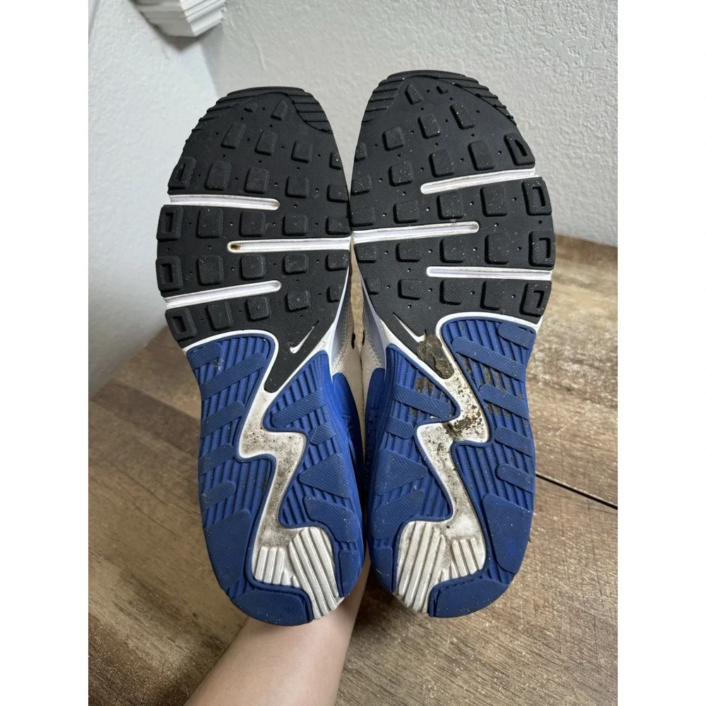 Nike product pair